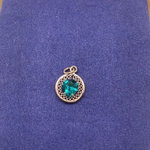 Sterling filigree with synthetic heart shaped stone pendant